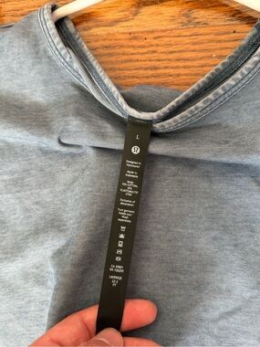Lululemon Light Blue Tee - Size L